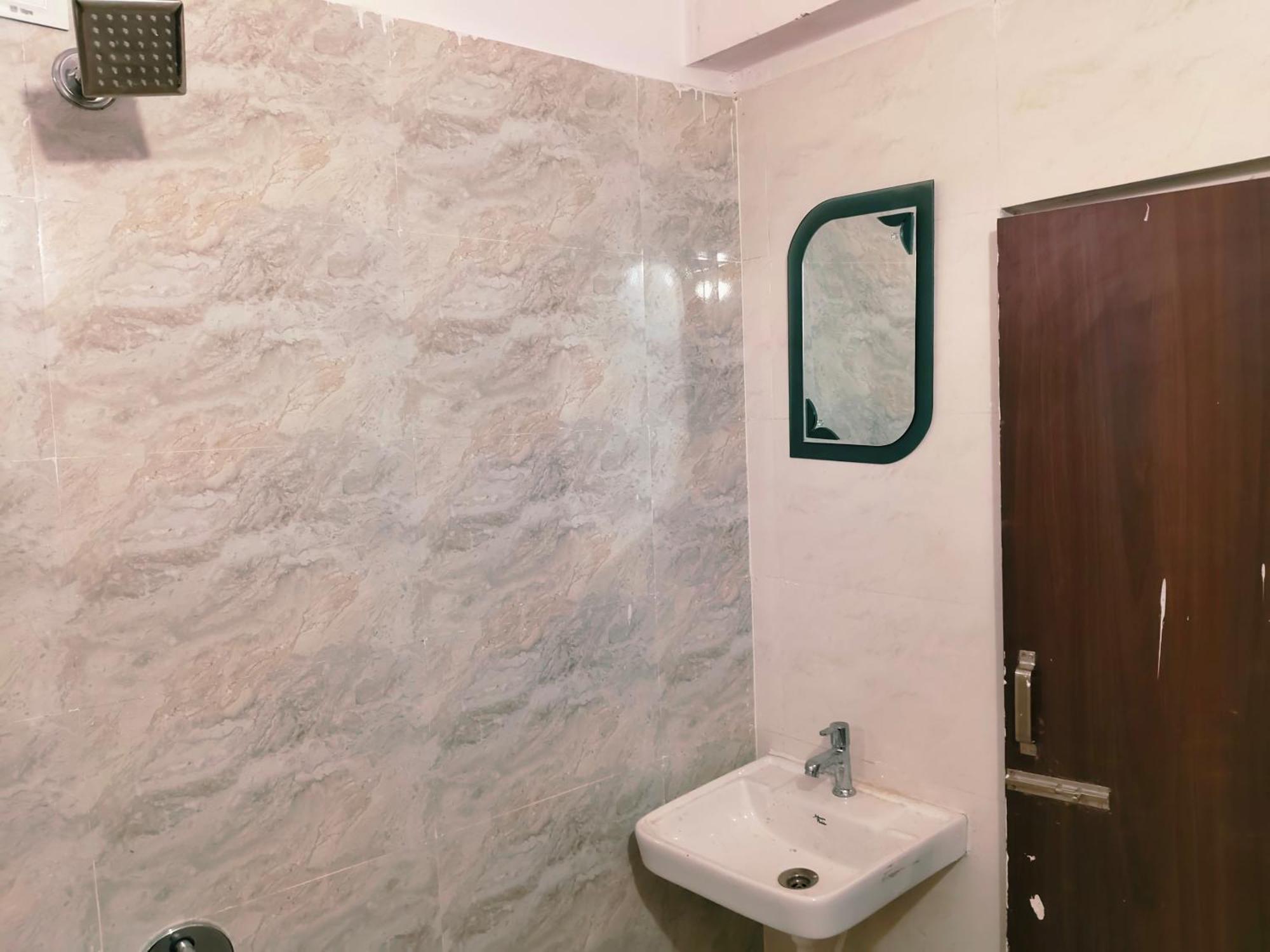 Hotel Valencia Palace Varanasi