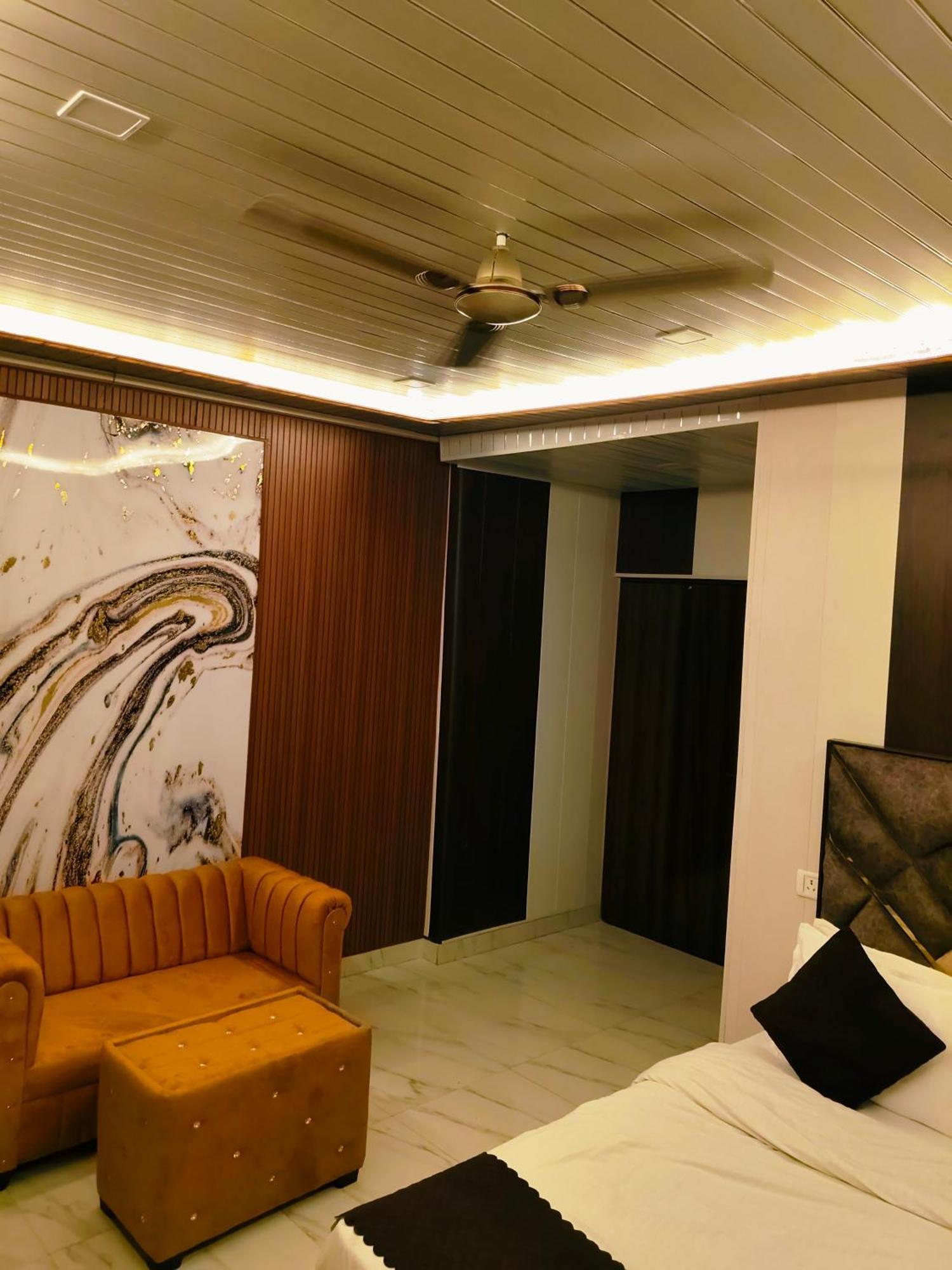 Valencia Palace Hotel 3*